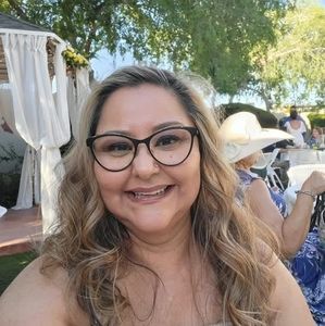 Meet your Posher, Shannon